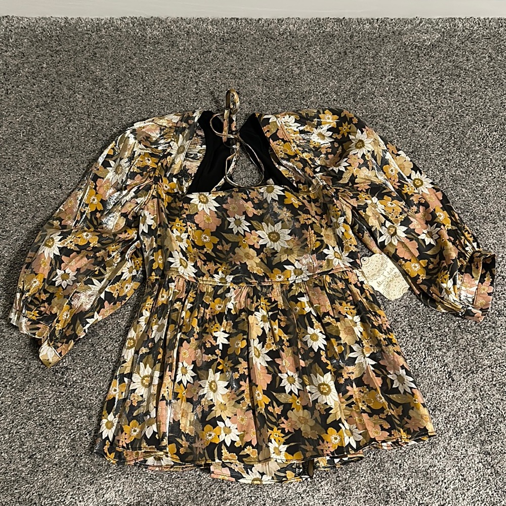 Altard state nwt top